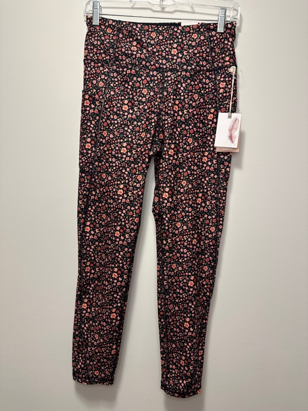 Jessica Simpson Slimtek 25" Floral High Rise Buttery Leggings with Pockets
